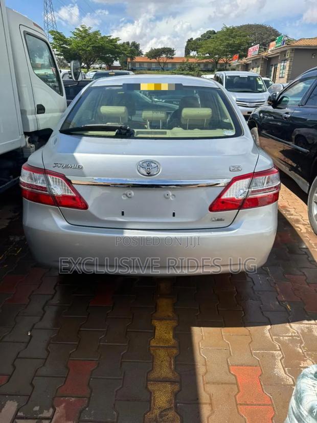 Toyota Premio 1.8 AWD 2016 White