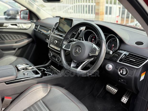 Mercedes-Benz GLE-Class 2017 Beige