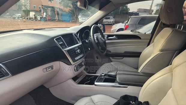 Mercedes-Benz M Class 2012 Black