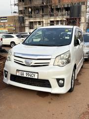Toyota Noah 2.0 158hp FWD (8 Seater) 2012 White for sale