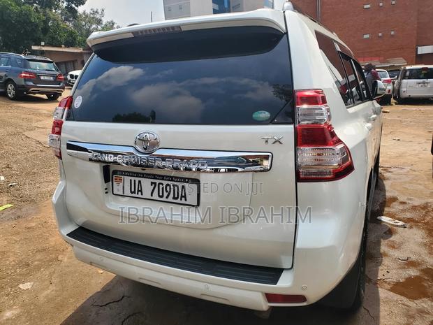Toyota Land Cruiser Prado 2016 White