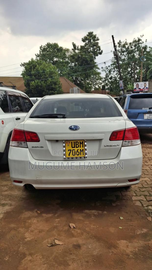 Subaru Legacy 2.0D Sedan 2012 White