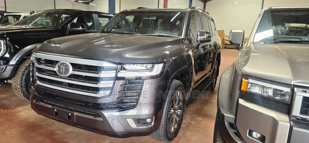 New Toyota Land Cruiser 2025 Gray