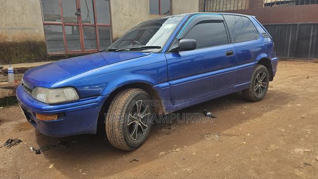 Toyota Corolla Sedan 1989 Blue