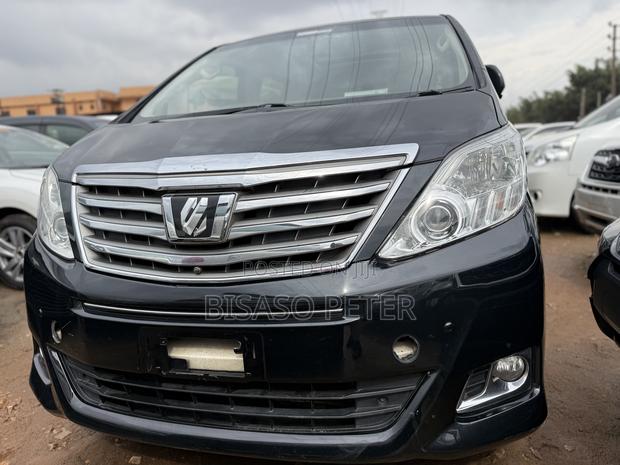 Toyota Alphard 2013 Black