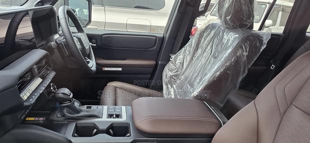 New Toyota Land Cruiser 2025 Gold