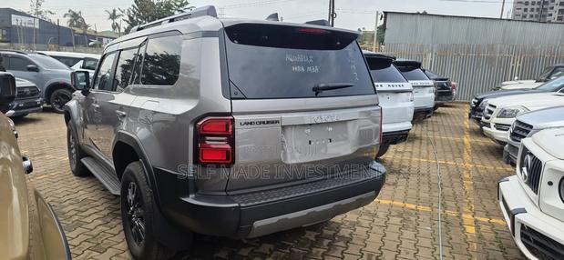 New Toyota Land Cruiser Prado 2025 Gray
