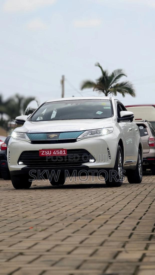 Toyota Harrier 2017 White