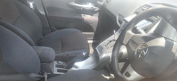 Toyota Auris 2010 Black