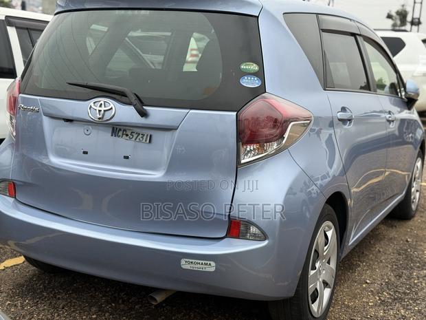Toyota Ractis 1.5 AWD 2016 Blue