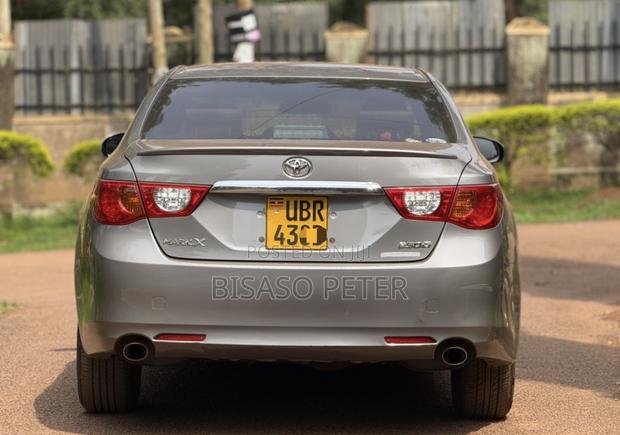 Toyota Mark X 2.5 AWD 2009 Gray