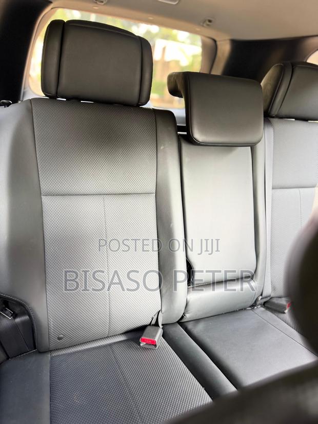Nissan X-Trail 2011 Gray