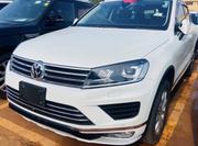 Volkswagen Touareg 2014 White for sale