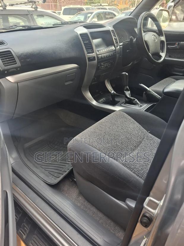 Toyota Land Cruiser Prado 2007 Silver