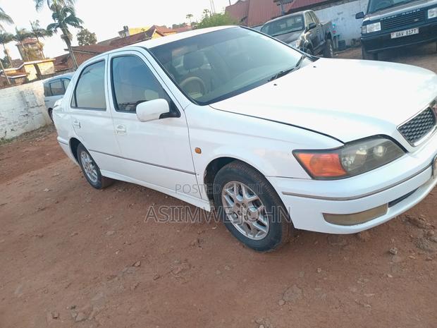 Toyota Vista 2003 White