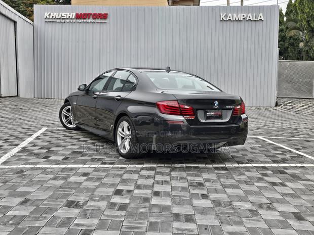 BMW 523i 2016 Gray