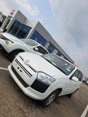 Toyota Succeed 2017 White for sale