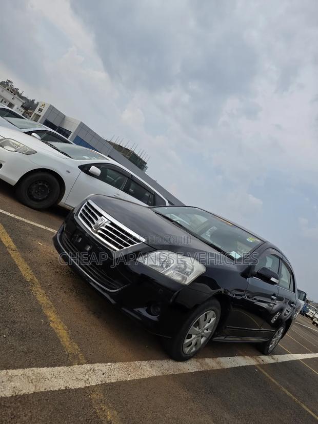 Toyota Premio 1.5 FWD 2012 Black