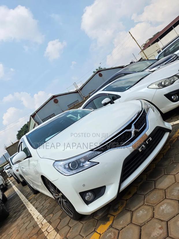 Toyota Mark X 2.5 RWD 2014 White