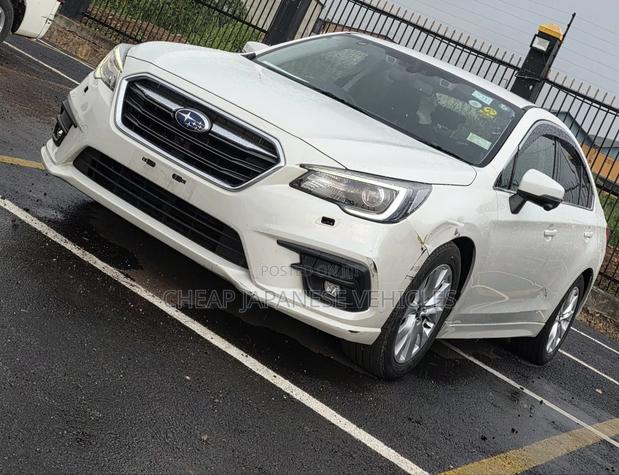 Subaru Legacy 2.5i Limited AWD 2018 White