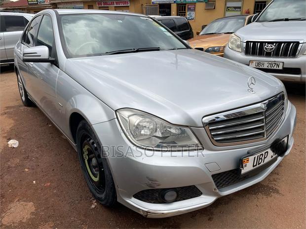 Mercedes-Benz C200 2012 Silver