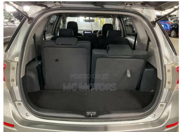 Toyota Wish 2011 Gray