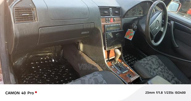 Mercedes-Benz C200 1998 Maroon