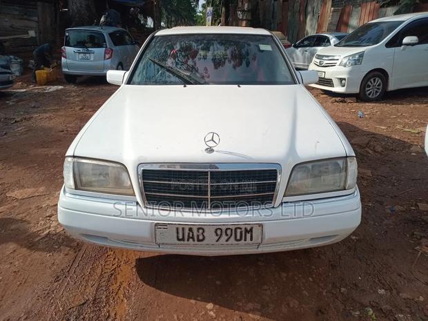 Mercedes-Benz C200 1997 White