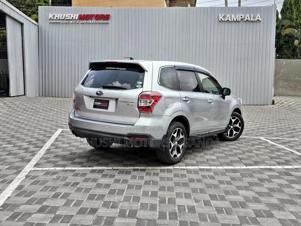 Subaru Forester 2012 Silver