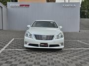 Toyota Crown 2012 White for sale