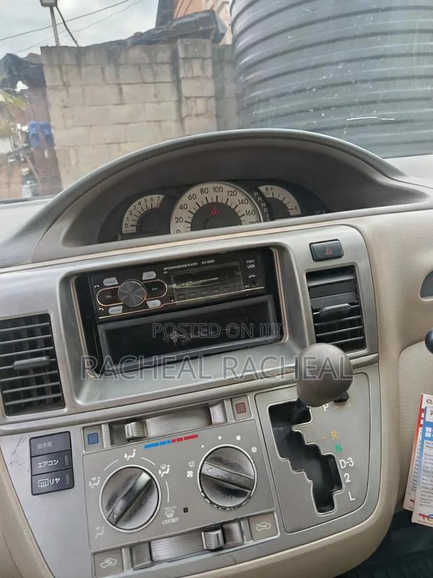 Toyota Raum 1.5 FWD 2003 Silver