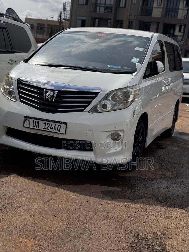 Toyota Alphard 2010 White