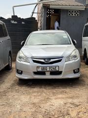 Subaru Legacy 2.5i Premium 2010 White for sale