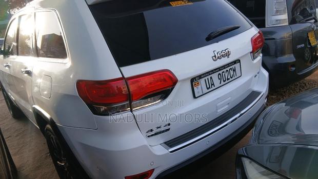 Jeep Grand Cherokee 2018 White