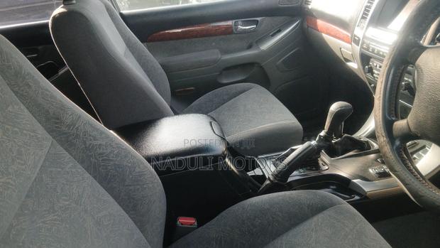 Toyota Land Cruiser Prado 2008 Silver