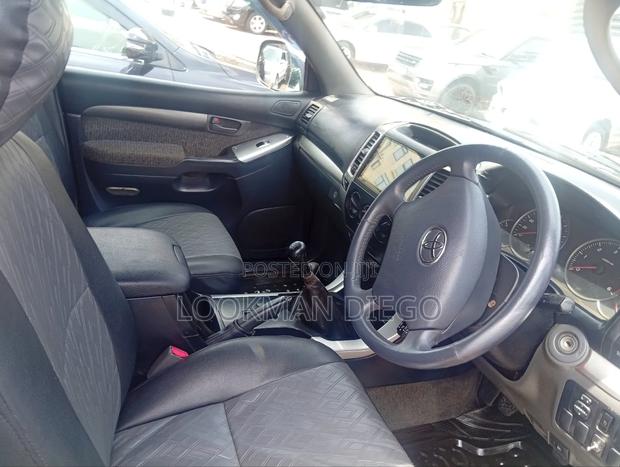 Toyota Land Cruiser Prado 3.0 D-4D 5dr 2006 Silver