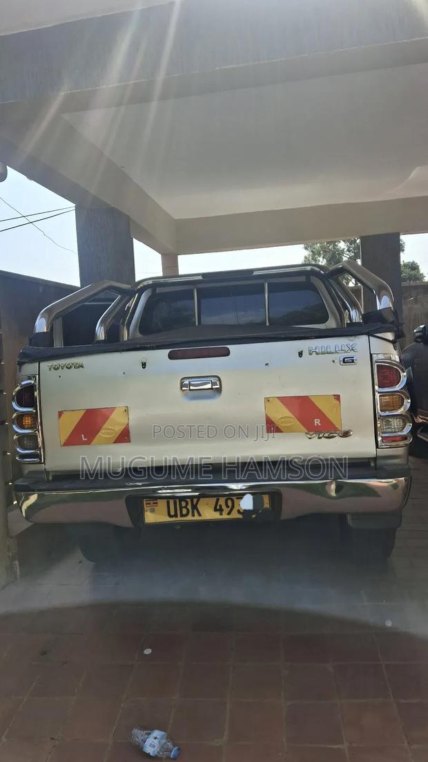Toyota Hilux 2.7 VVT-i 4X4 SRX 2009 Silver