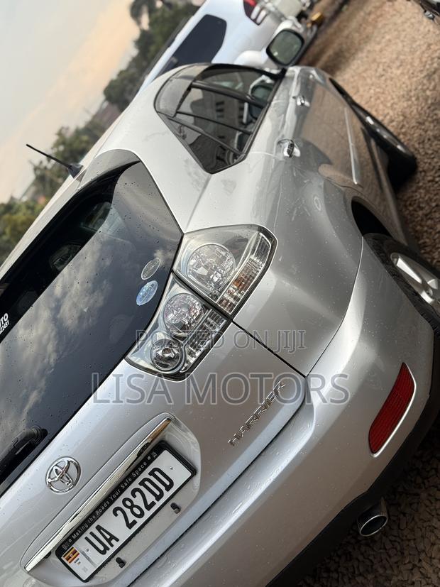 Toyota Harrier 2.4 2011 Silver
