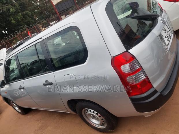 Toyota Probox 2012 Silver