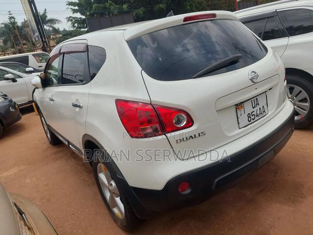 Nissan Dualis 2012 White