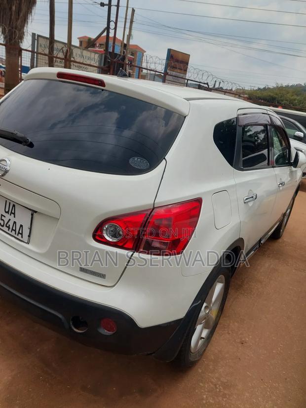 Nissan Dualis 2012 White