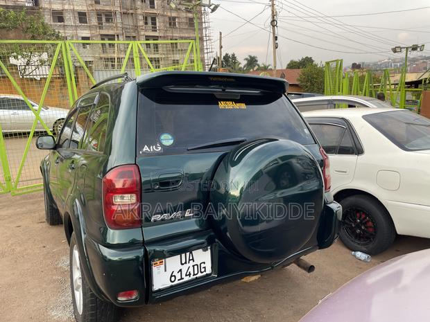 Toyota RAV4 Automatic 2003 Green