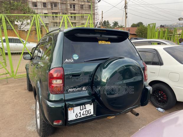 Toyota RAV4 Automatic 2003 Green