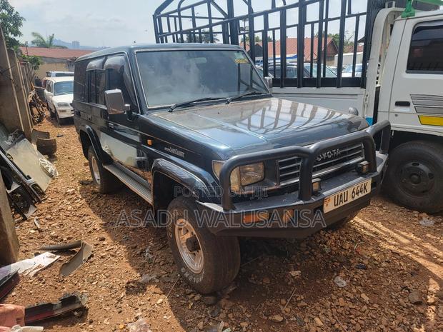 Toyota Land Cruiser Prado 1998 Green