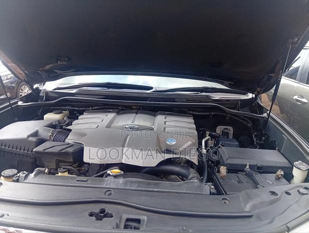 Toyota Land Cruiser 4.0 V6 GX-R 2012 Black