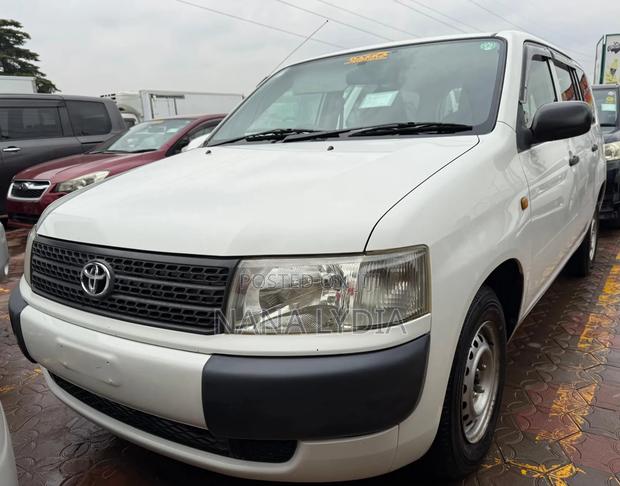 Toyota Probox 2012 White