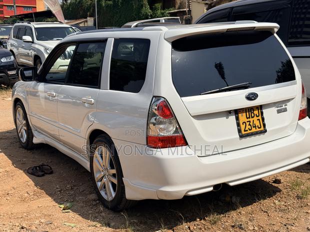 Subaru Forester 2006 White