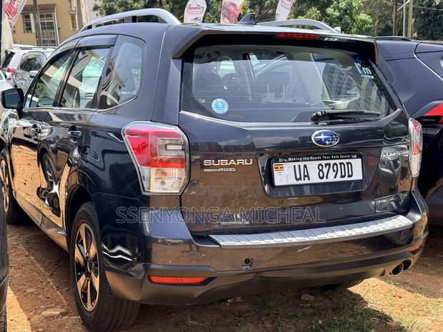 Subaru Forester 2016 Gray