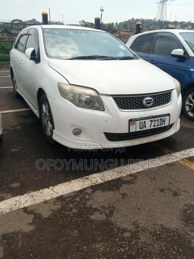 Toyota Corolla Fielder 2011 White