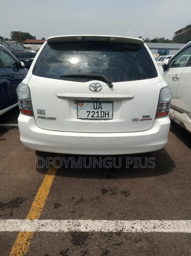 Toyota Corolla Fielder 2011 White
